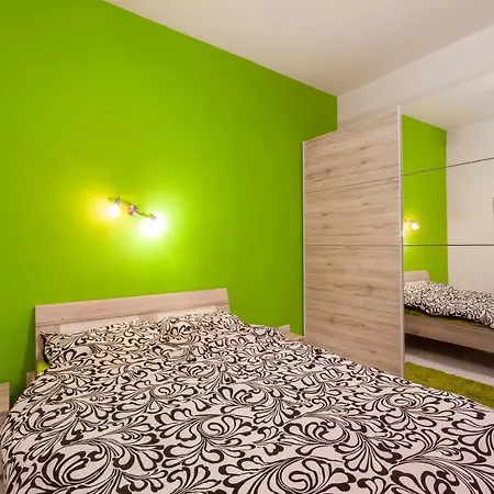 Apartmán Zbg14- Private Entrance First Floor Maisonette *